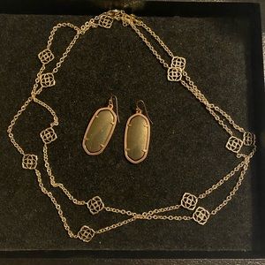 Kendra Scott gold pendant necklace and earring set